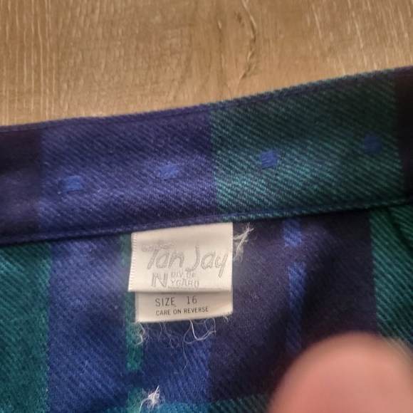 Tan Jay Vintage Blue & Green Plaid Skirt - Picture 3 of 9